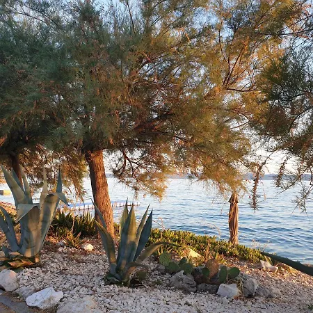 Шале Sanja,zadar,kozinsko Primorje,kozino